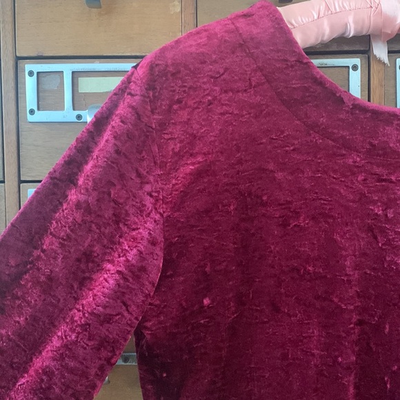 Vintage Crushed Velvet BodyCon Dress - Picture 3 of 9